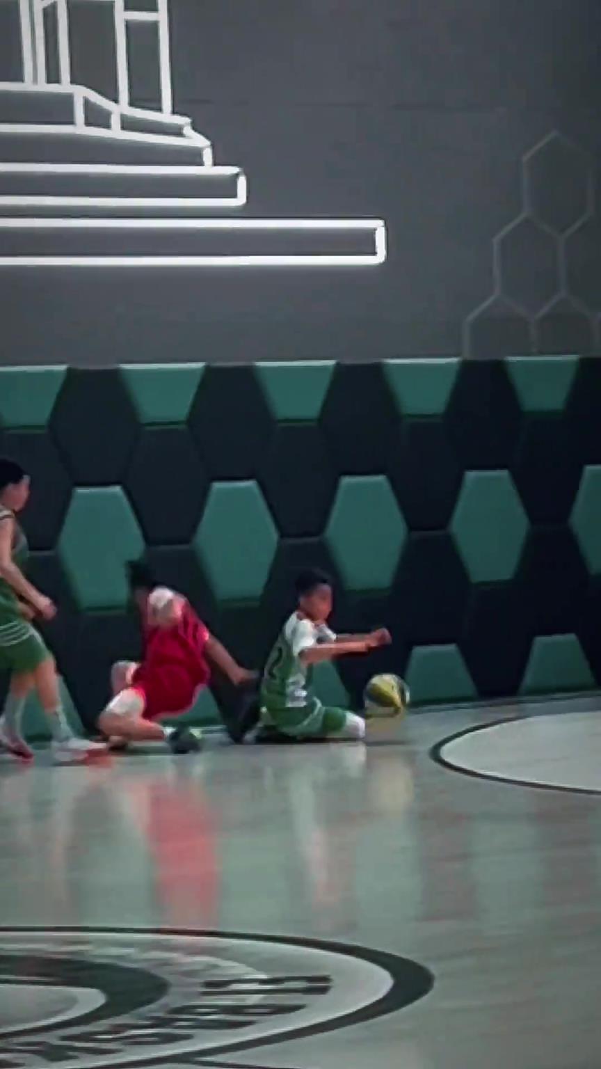 有一種默契叫做從小一起長(zhǎng)大！